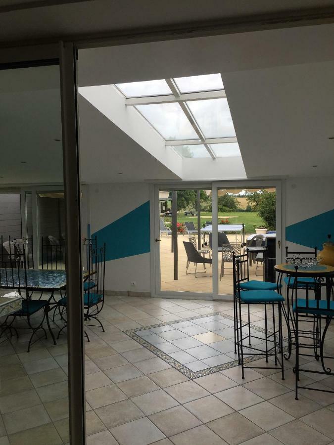 Ferienwohnung Au Pied De La Roche Exterior foto