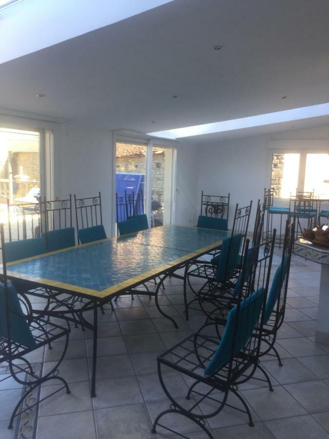 Ferienwohnung Au Pied De La Roche Exterior foto