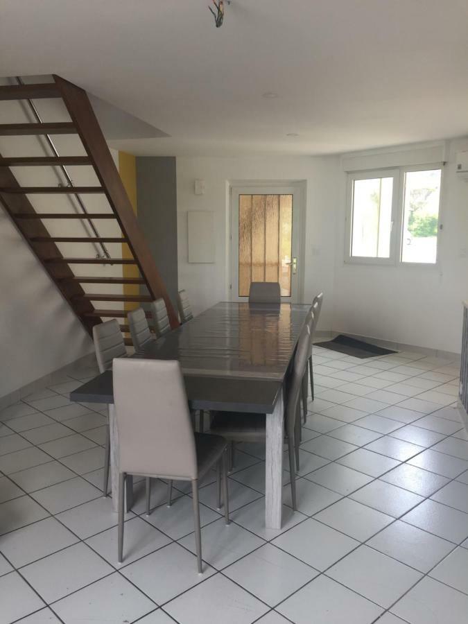 Ferienwohnung Au Pied De La Roche Exterior foto